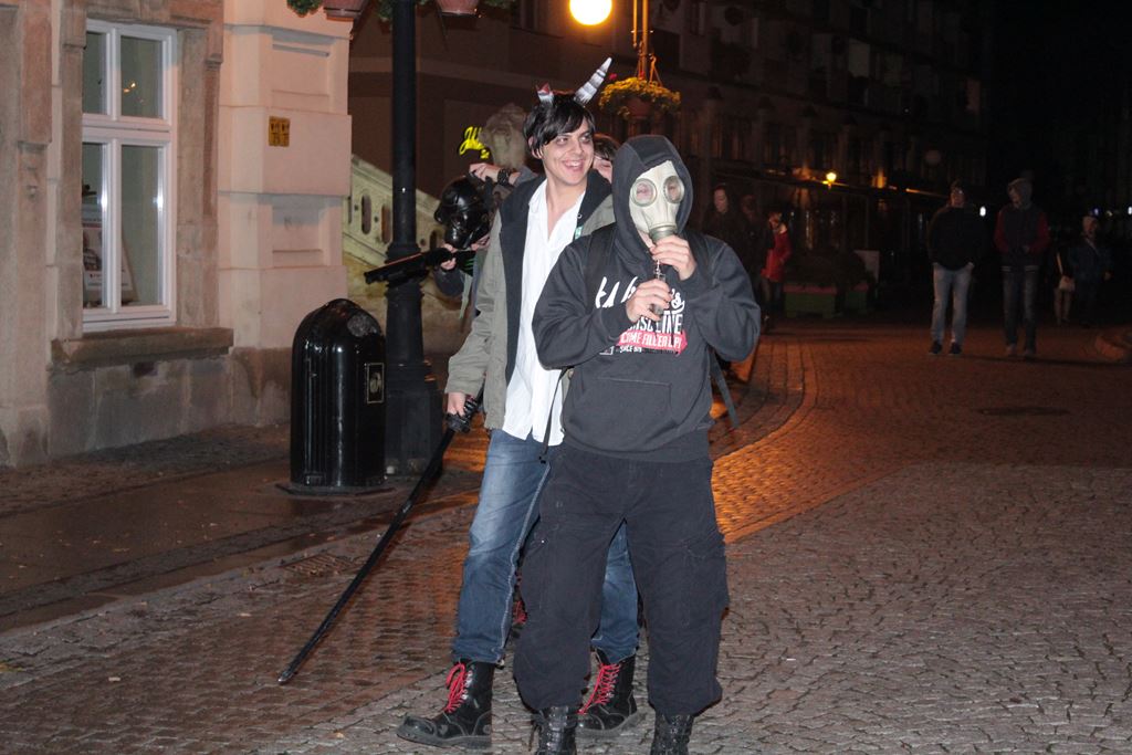 Po raz piąty odbył się w Legnicy mroczny Zombie Walk