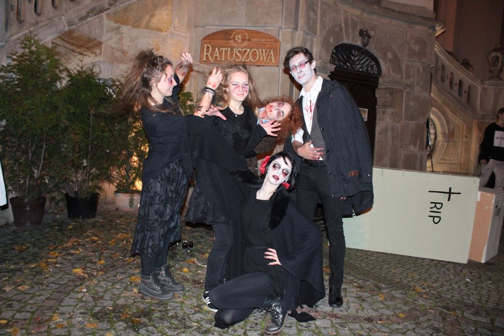 Po raz piąty odbył się w Legnicy mroczny Zombie Walk