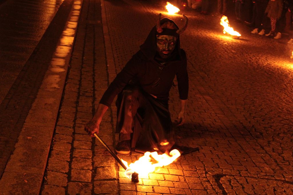 Po raz piąty odbył się w Legnicy mroczny Zombie Walk