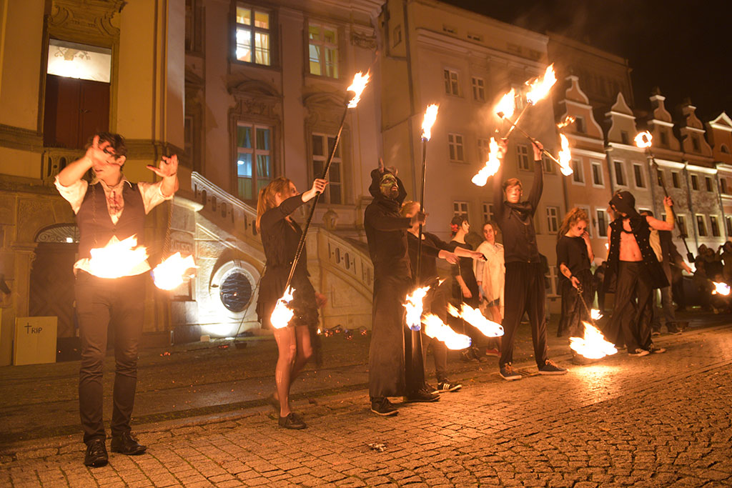 Upiorny Zombie Walk przeszedł w sobotę ulicami Legnicy