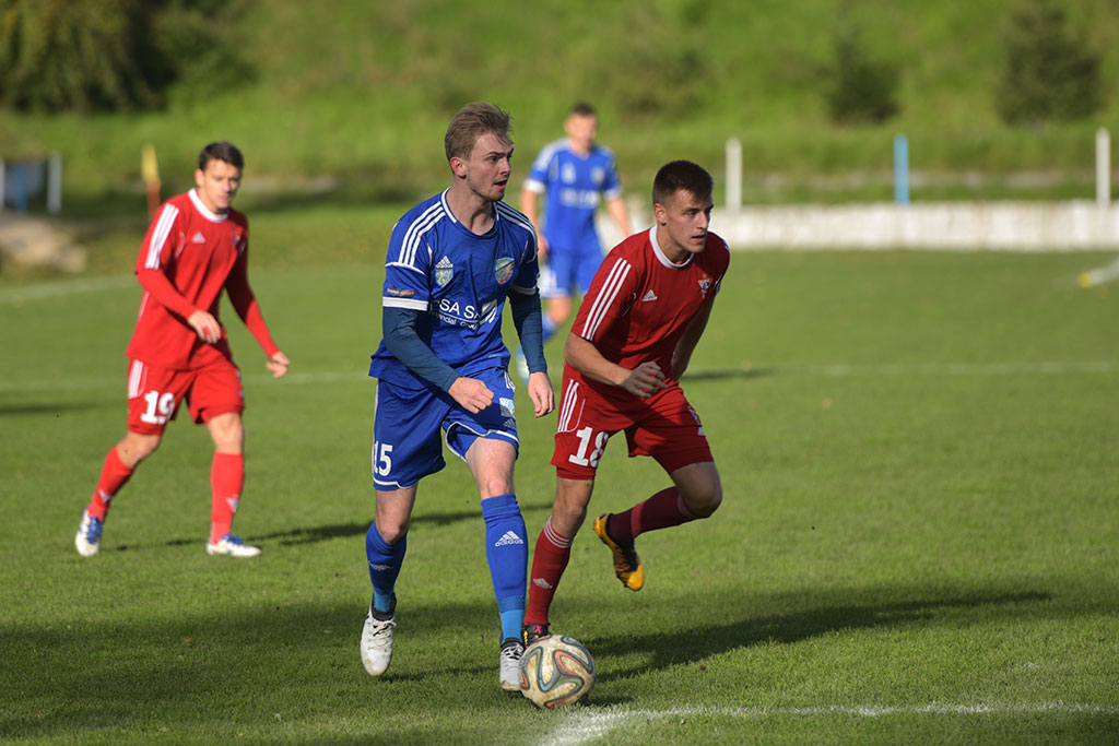 Bezbramkowy remis rezerw Miedzi z rezerwami Górnika Zabrze