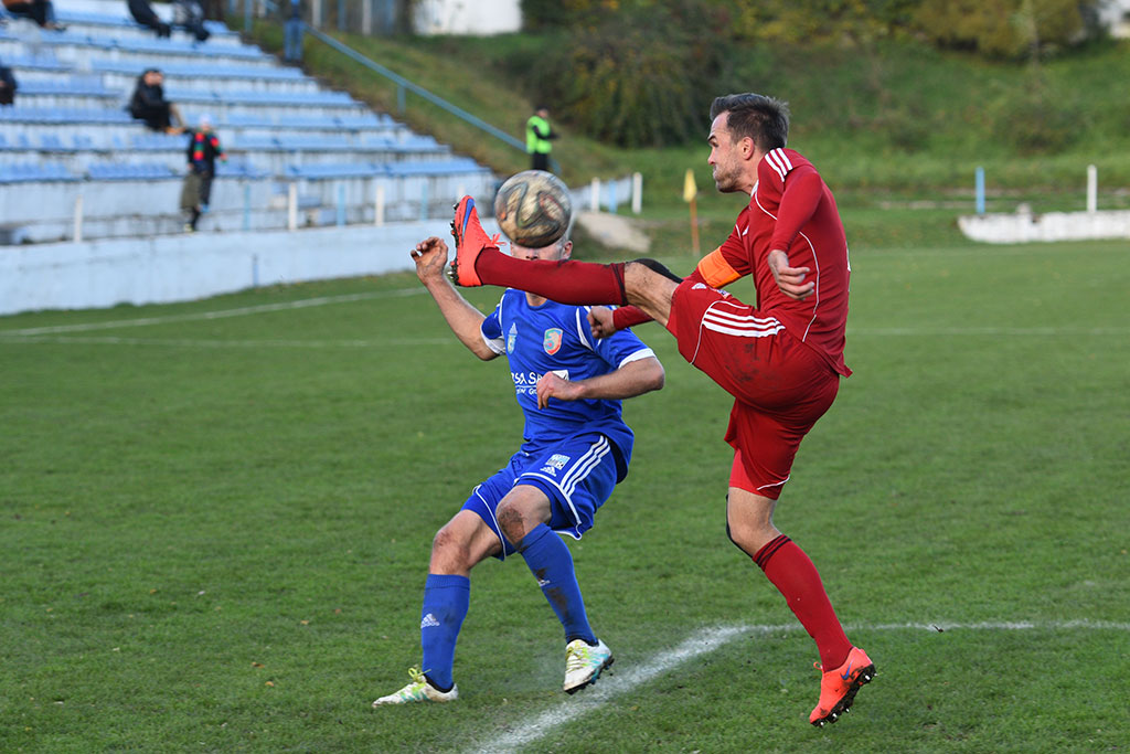 Bezbramkowy remis rezerw Miedzi z rezerwami Górnika Zabrze