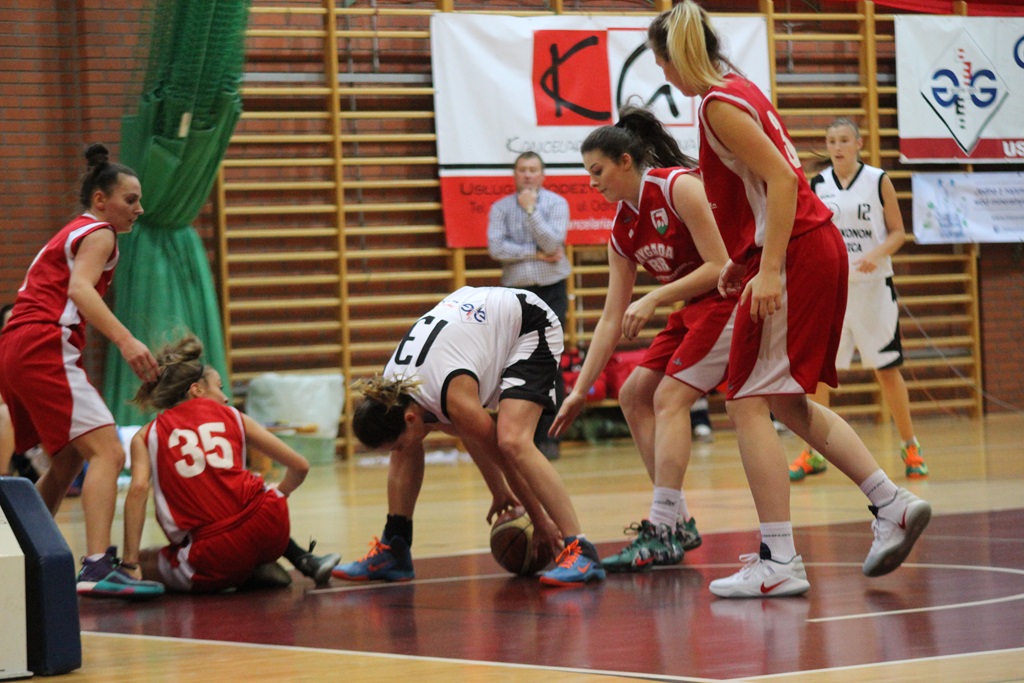 Koszykarki Ekonoma Legnica nadal bez zwycięstwa w 2. lidze