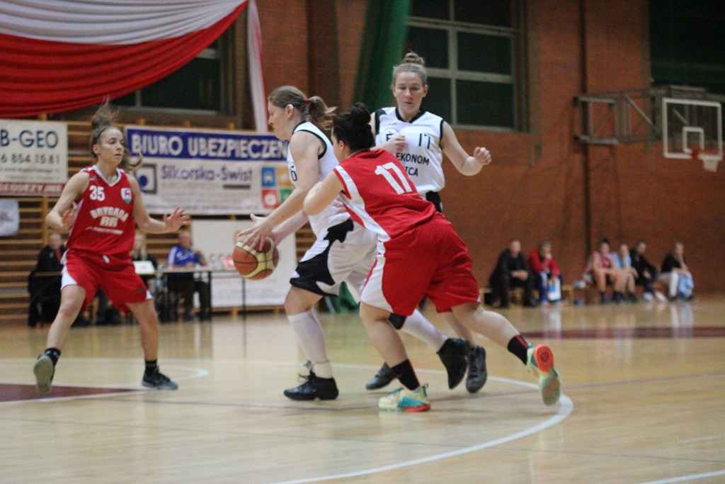 Koszykarki Ekonoma Legnica nadal bez zwycięstwa w 2. lidze