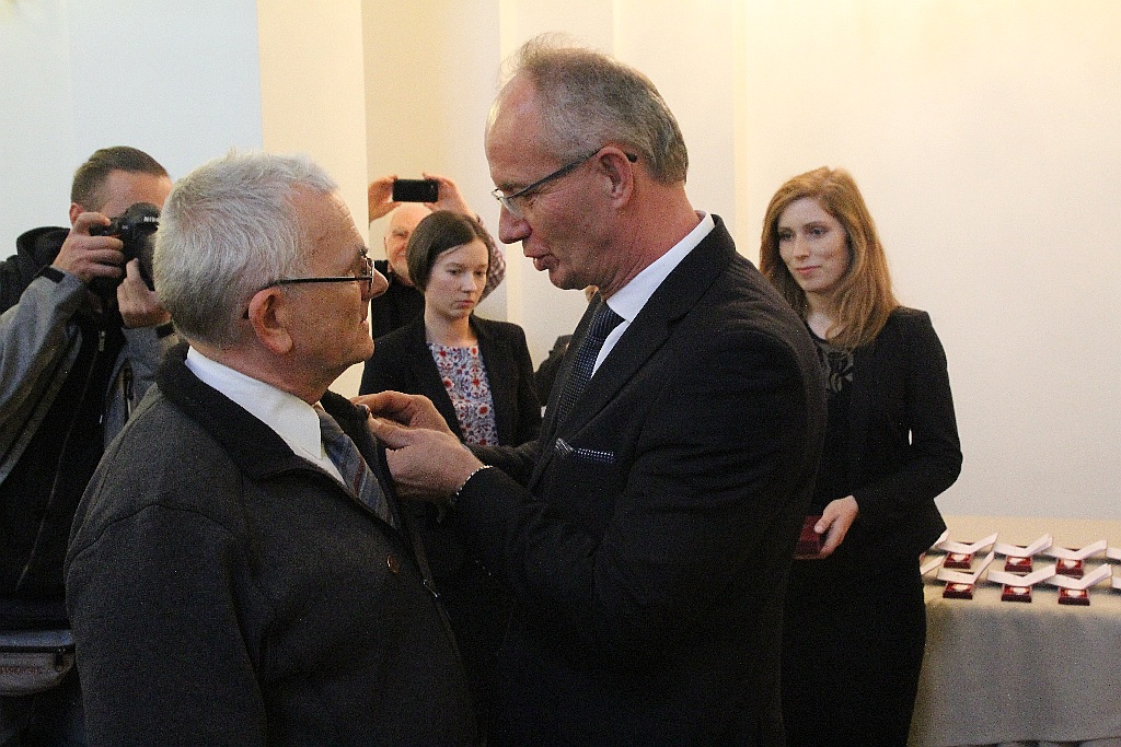 Krzyże Wolności i Solidarności przyznane opozycjonistom