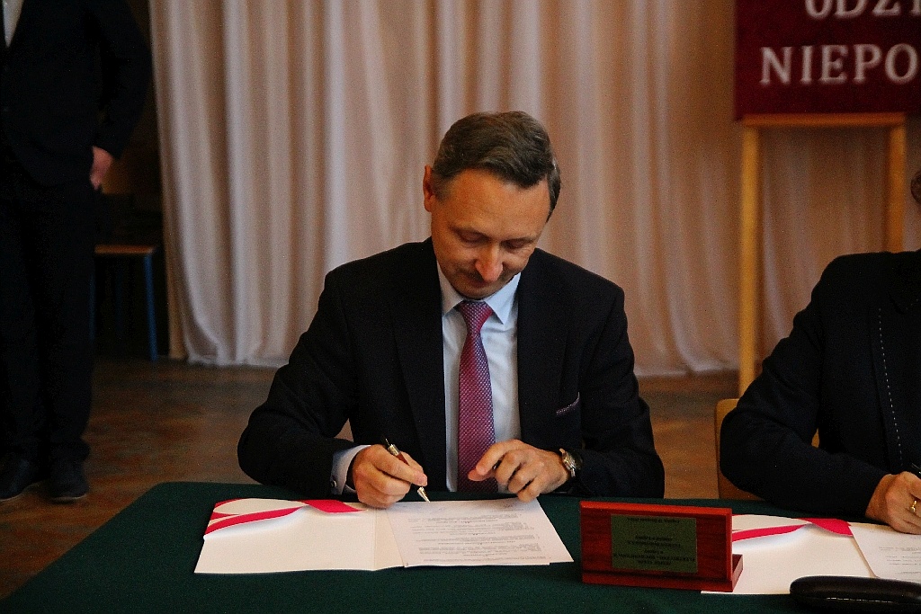 „Energetyk” podpisał z Tauronem umowę o kontynuacji współpracy