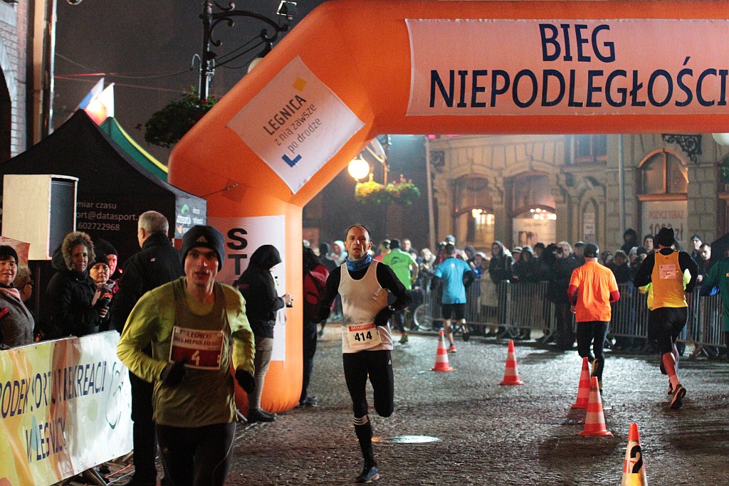 Blisko czterysta osób pobiegło w Biegu Niepodległości