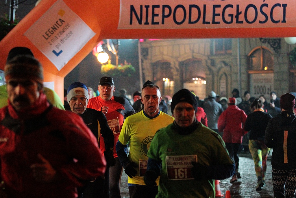 Blisko czterysta osób pobiegło w Biegu Niepodległości