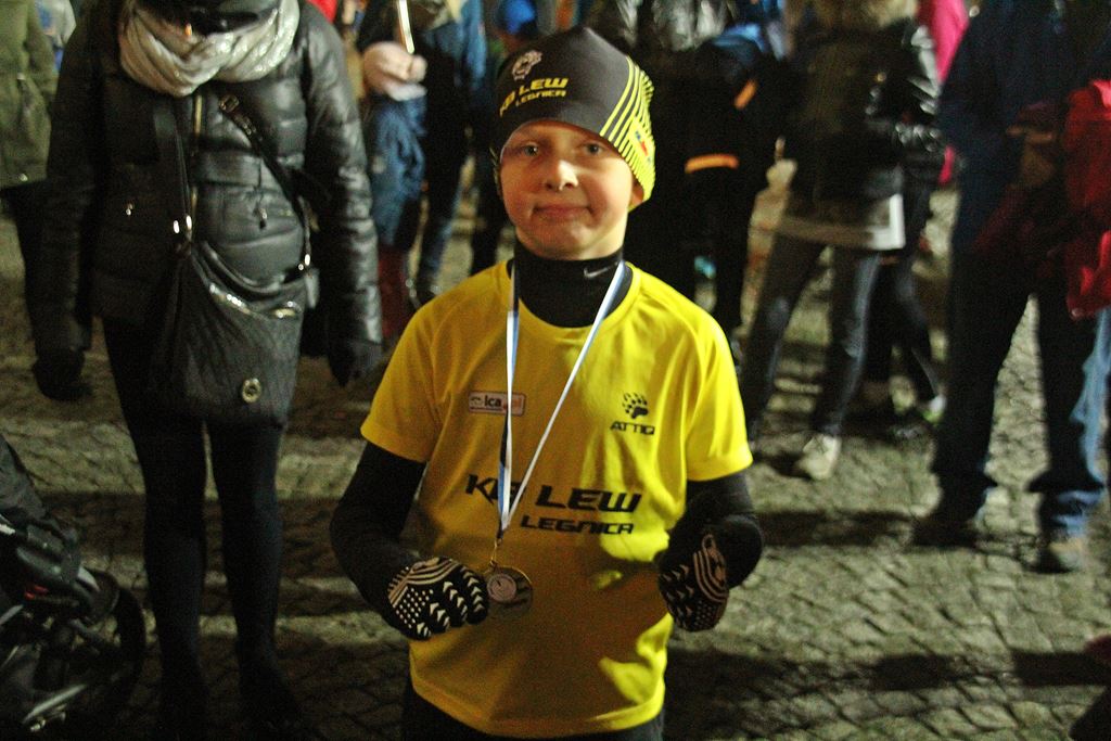 Blisko czterysta osób pobiegło w Biegu Niepodległości cz2