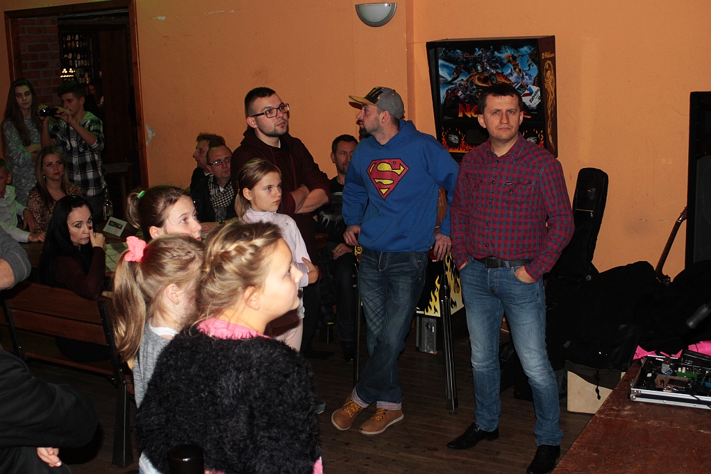 W kręgielni Kometa odbył się koncert charytatywny dla Mirki