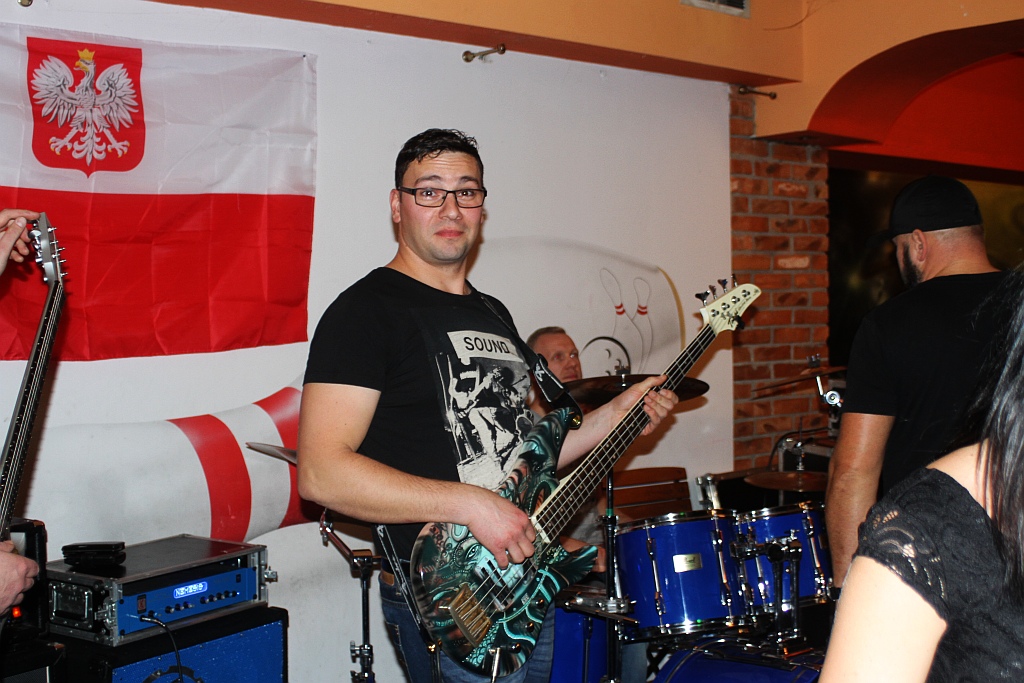 W kręgielni Kometa odbył się koncert charytatywny dla Mirki