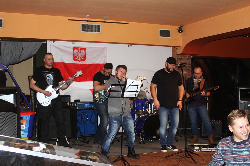 W kręgielni Kometa odbył się koncert charytatywny dla Mirki