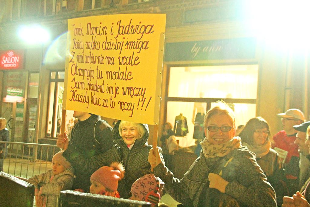 Blisko czterysta osób pobiegło w Biegu Niepodległości cz2
