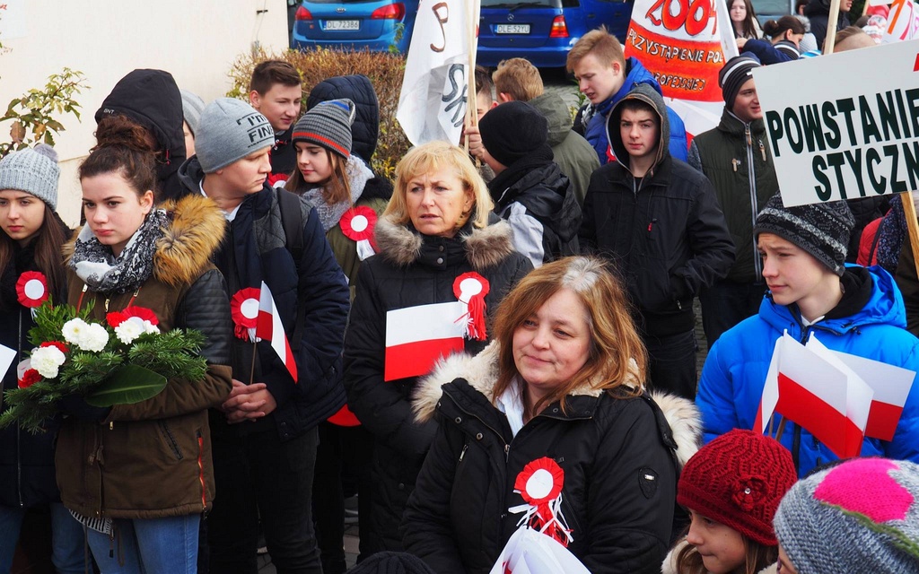 W Legnickim Polu odbył się uroczysty Marsz Niepodległości