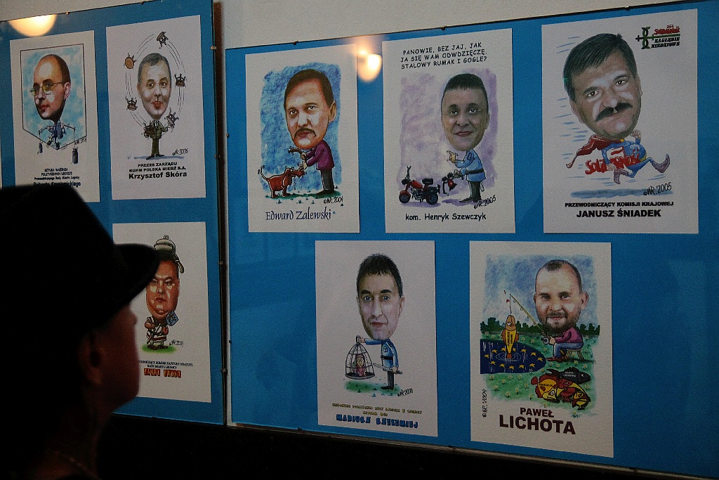 Karykatury i przemienione kamienie Roberta Wierzbickiego