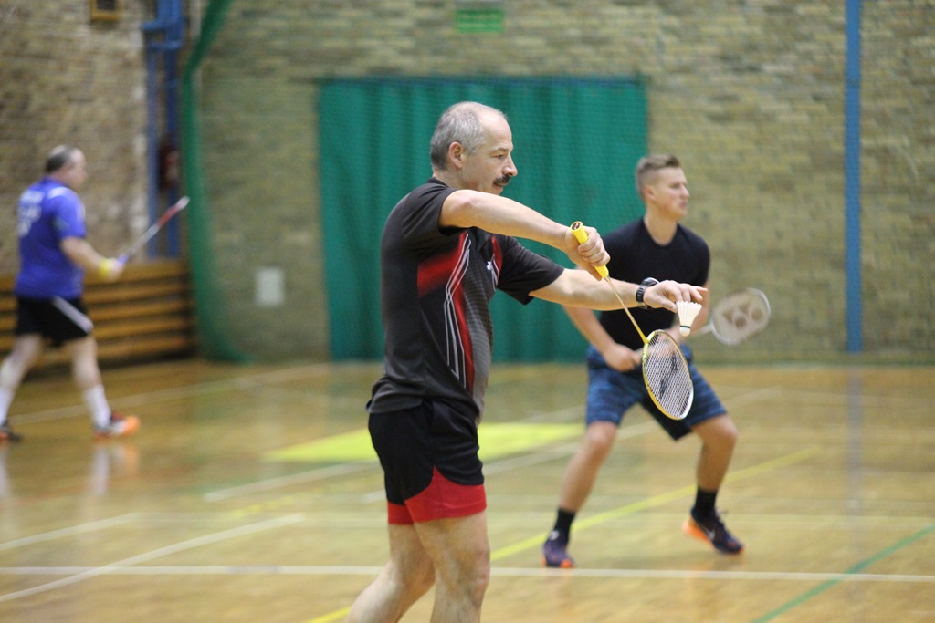 Przy Lotniczej walczyli o mistrzostwo Legnicy w badmintonie
