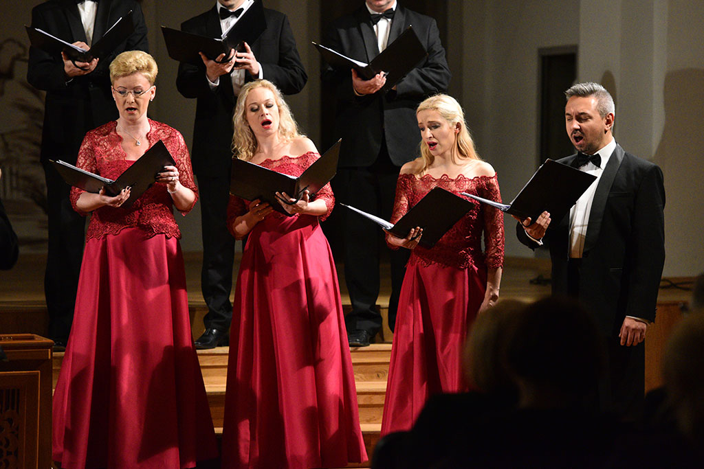 W I Liceum Ogólnokształcącym odbył się koncert Rudolphina 6