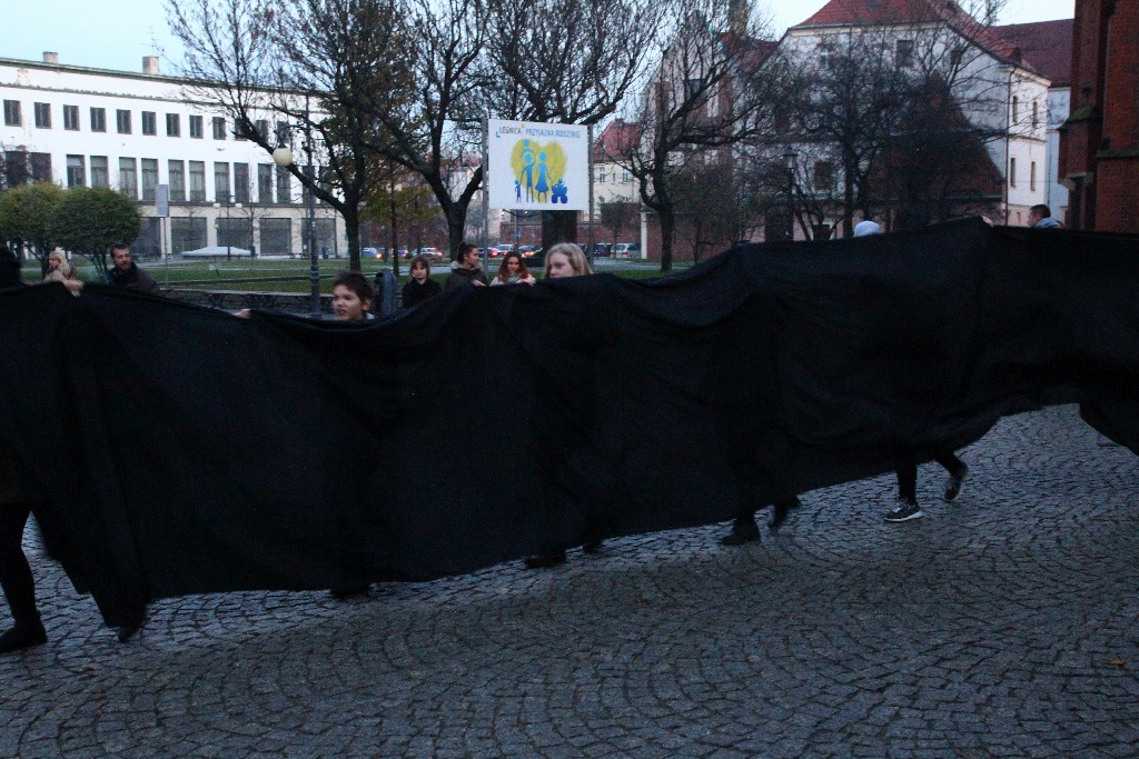 Stowarzyszenie Inicjatyw Twórczych pokazało w rynku happening