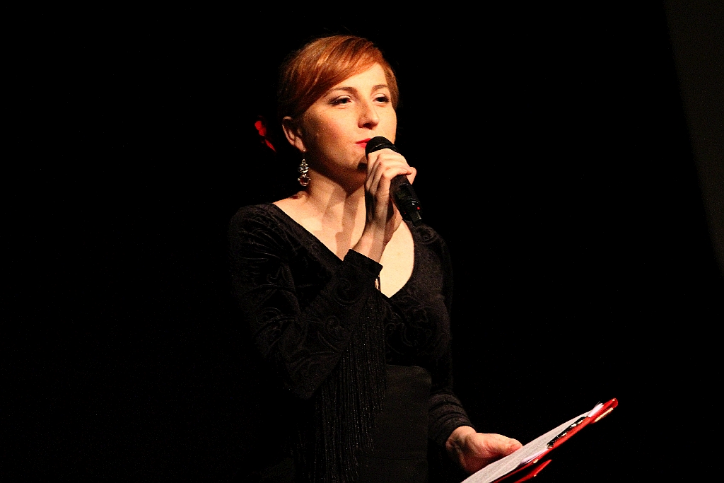 Pełna widownia na pokazie tańca flamenco w Sali Maneżowej