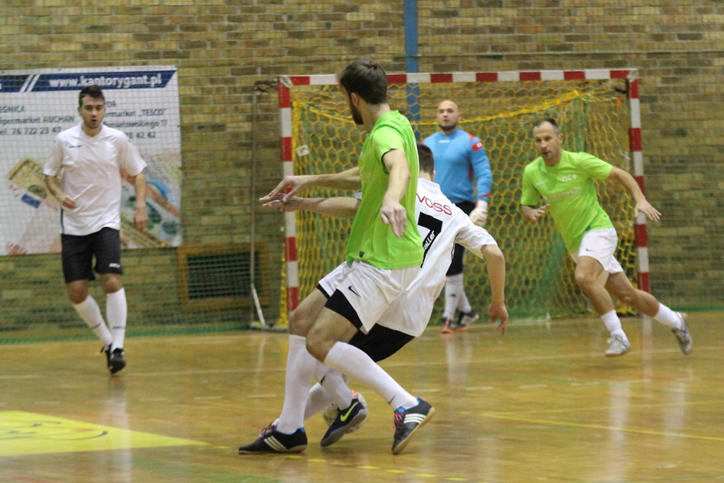 1. LLH: Wysoka wygrana mistrza. Wietrzak Team liderem