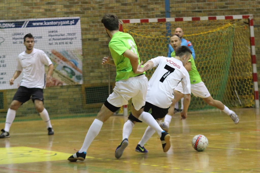 1. LLH: Wysoka wygrana mistrza. Wietrzak Team liderem