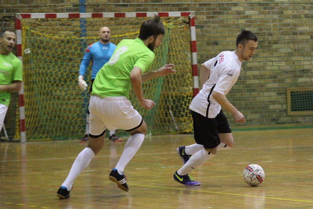 1. LLH: Wysoka wygrana mistrza. Wietrzak Team liderem