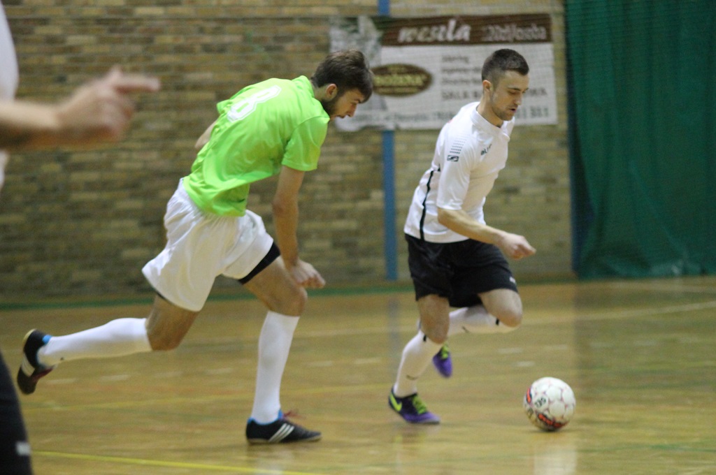 1. LLH: Wysoka wygrana mistrza. Wietrzak Team liderem