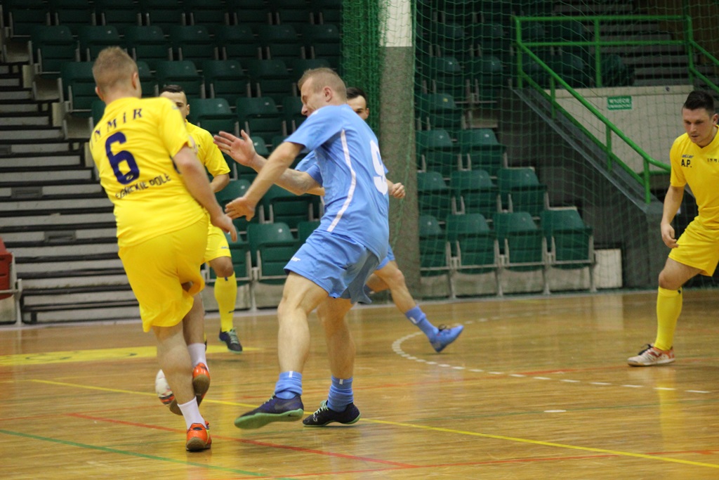 1. LLH: Wysoka wygrana mistrza. Wietrzak Team liderem