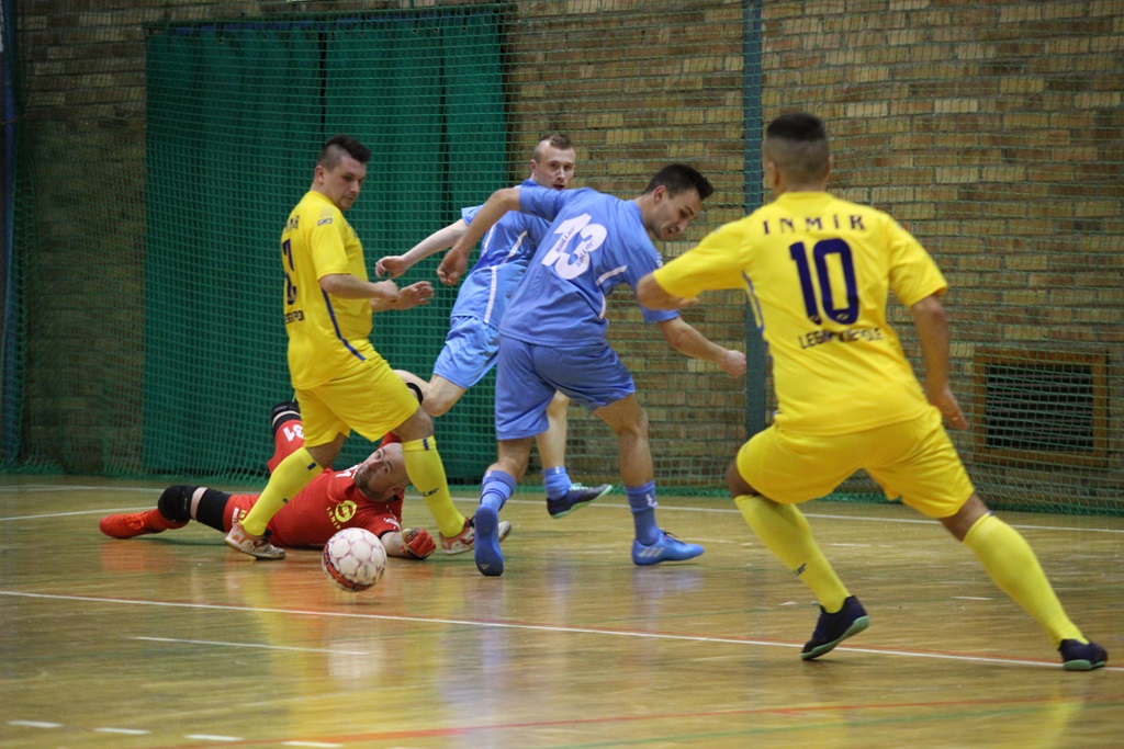 1. LLH: Wysoka wygrana mistrza. Wietrzak Team liderem