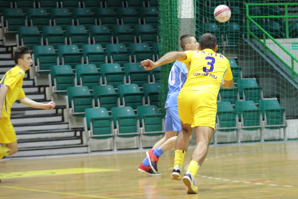 1. LLH: Wysoka wygrana mistrza. Wietrzak Team liderem