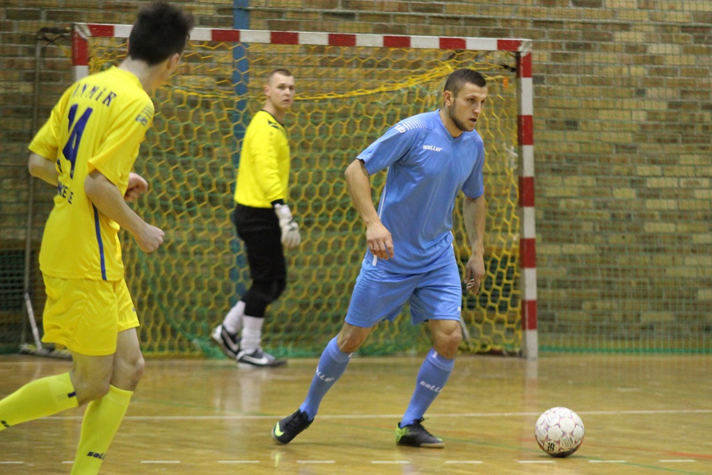 1. LLH: Wysoka wygrana mistrza. Wietrzak Team liderem