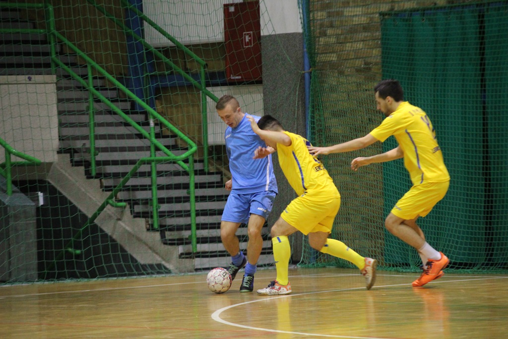 1. LLH: Wysoka wygrana mistrza. Wietrzak Team liderem