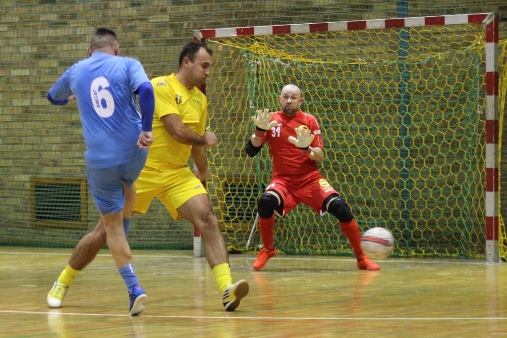 1. LLH: Wysoka wygrana mistrza. Wietrzak Team liderem