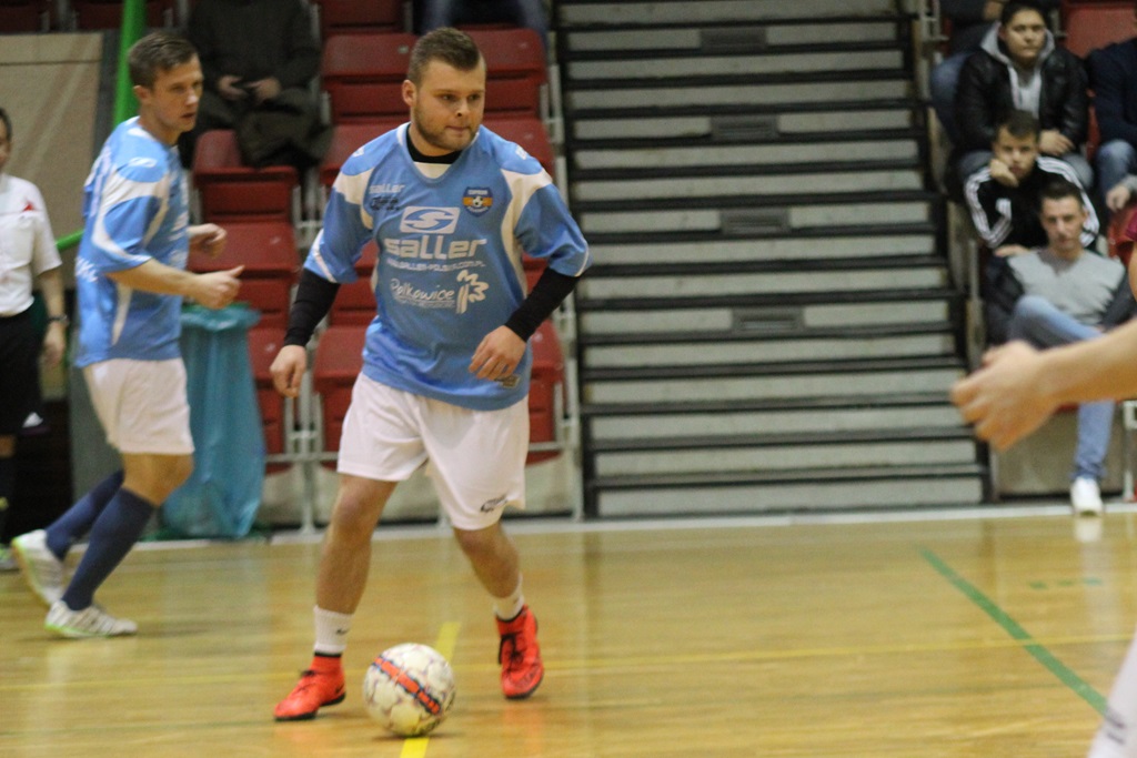 1. LLH: Wysoka wygrana mistrza. Wietrzak Team liderem