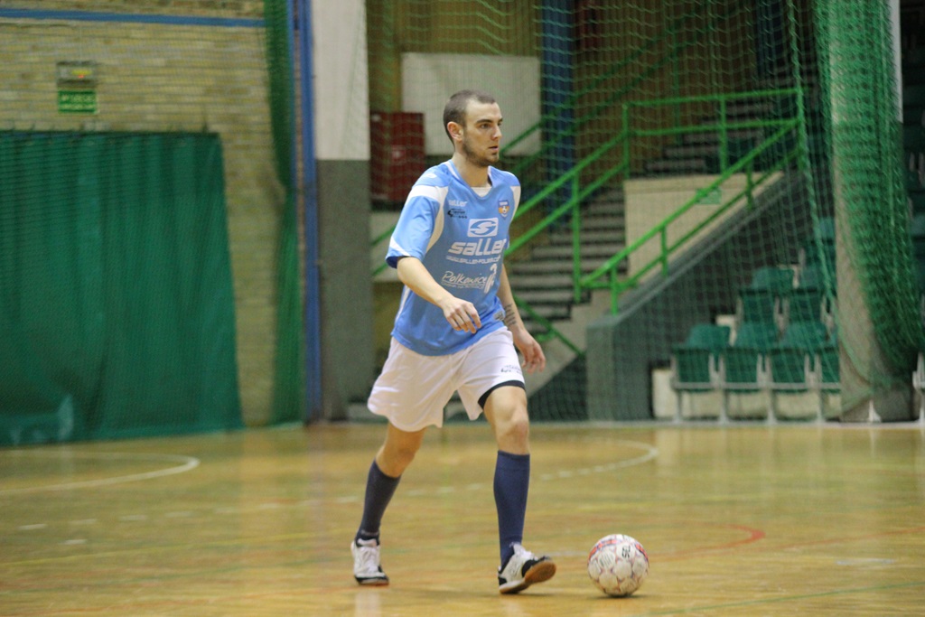 1. LLH: Wysoka wygrana mistrza. Wietrzak Team liderem