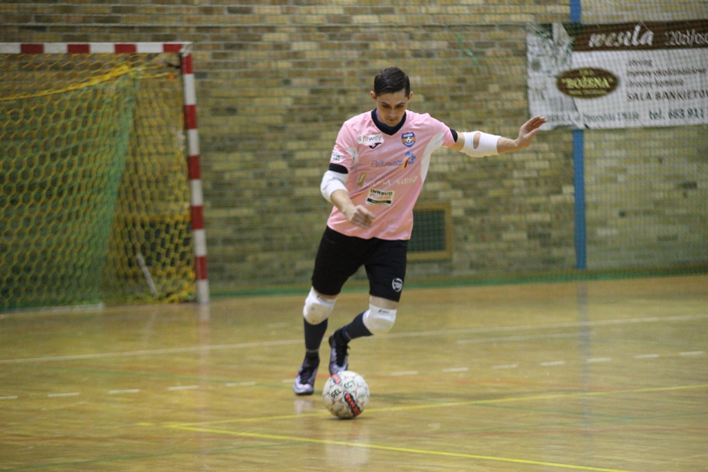 1. LLH: Wysoka wygrana mistrza. Wietrzak Team liderem