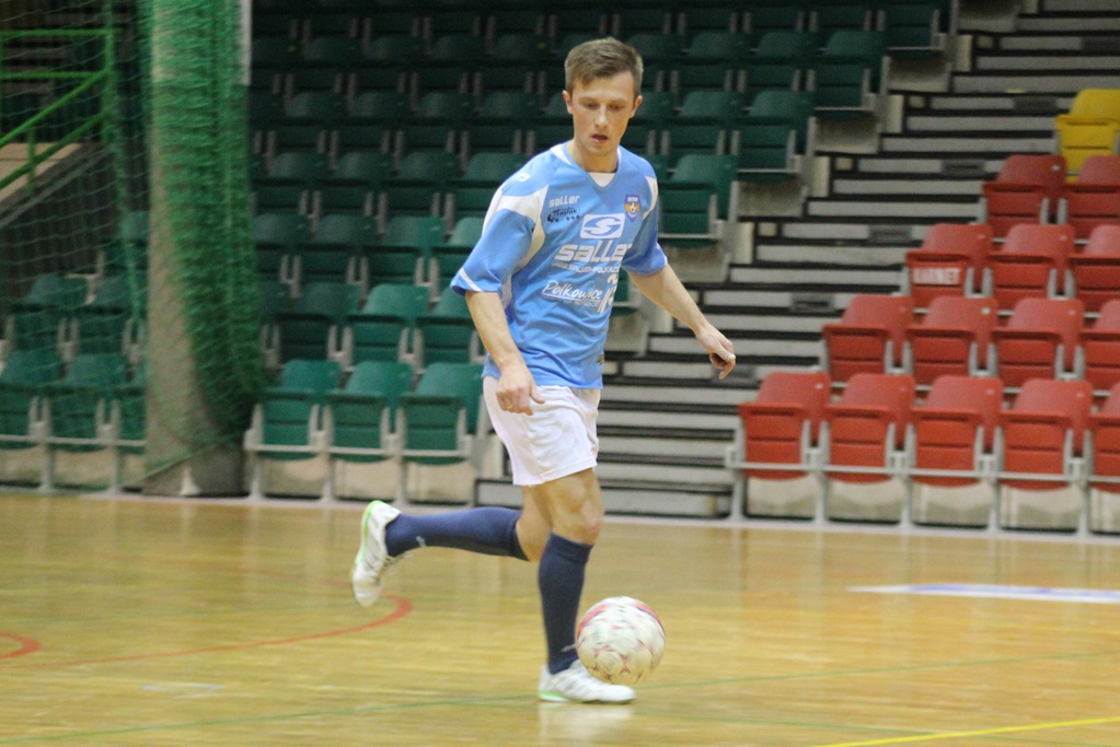 1. LLH: Wysoka wygrana mistrza. Wietrzak Team liderem