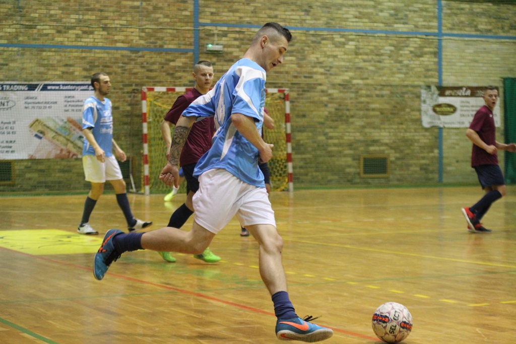 1. LLH: Wysoka wygrana mistrza. Wietrzak Team liderem