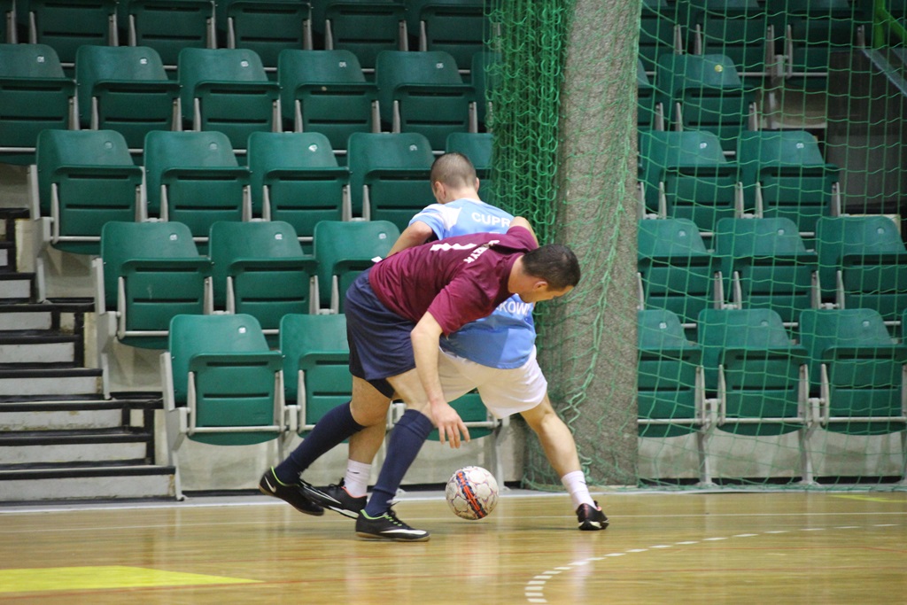1. LLH: Wysoka wygrana mistrza. Wietrzak Team liderem
