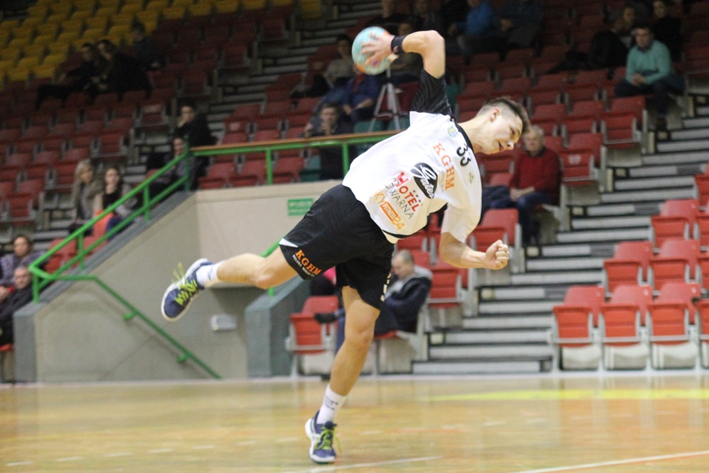 Juniorskie derby szczypiornistów dla Siódemki Miedź Legnica