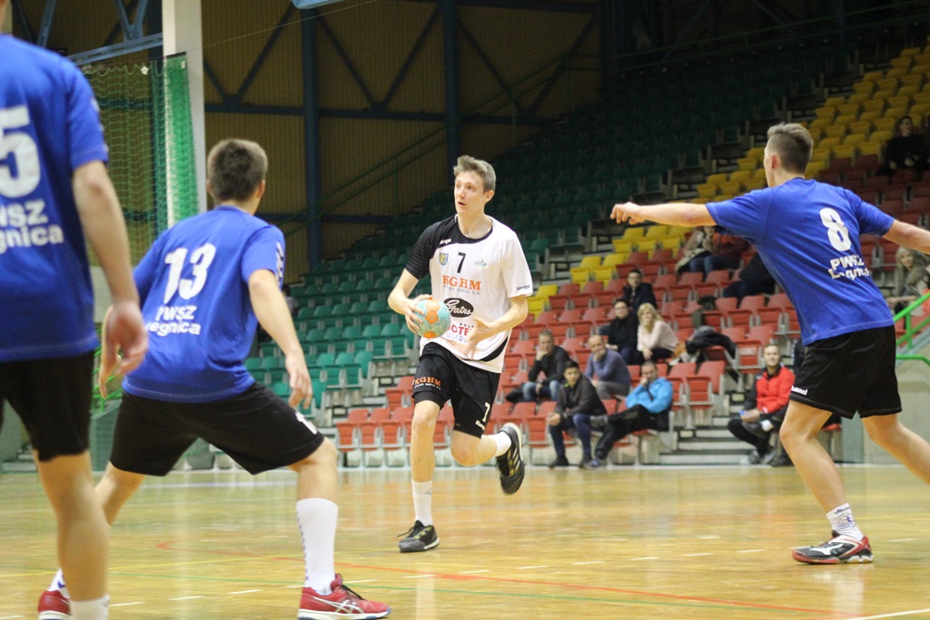 Juniorskie derby szczypiornistów dla Siódemki Miedź Legnica