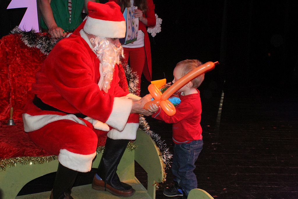 W MCK odbyła się zabawa mikołajkowa dla małych legniczan