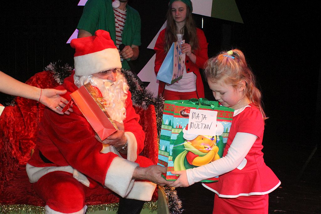 W MCK odbyła się zabawa mikołajkowa dla małych legniczan