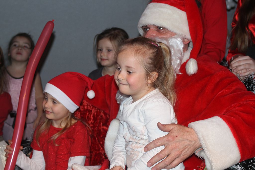 W MCK odbyła się zabawa mikołajkowa dla małych legniczan