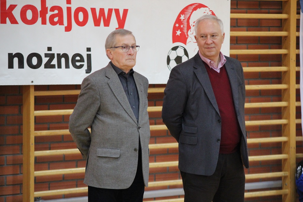 KS Polkowice najlepszy w halowym turnieju Mikołajkowym