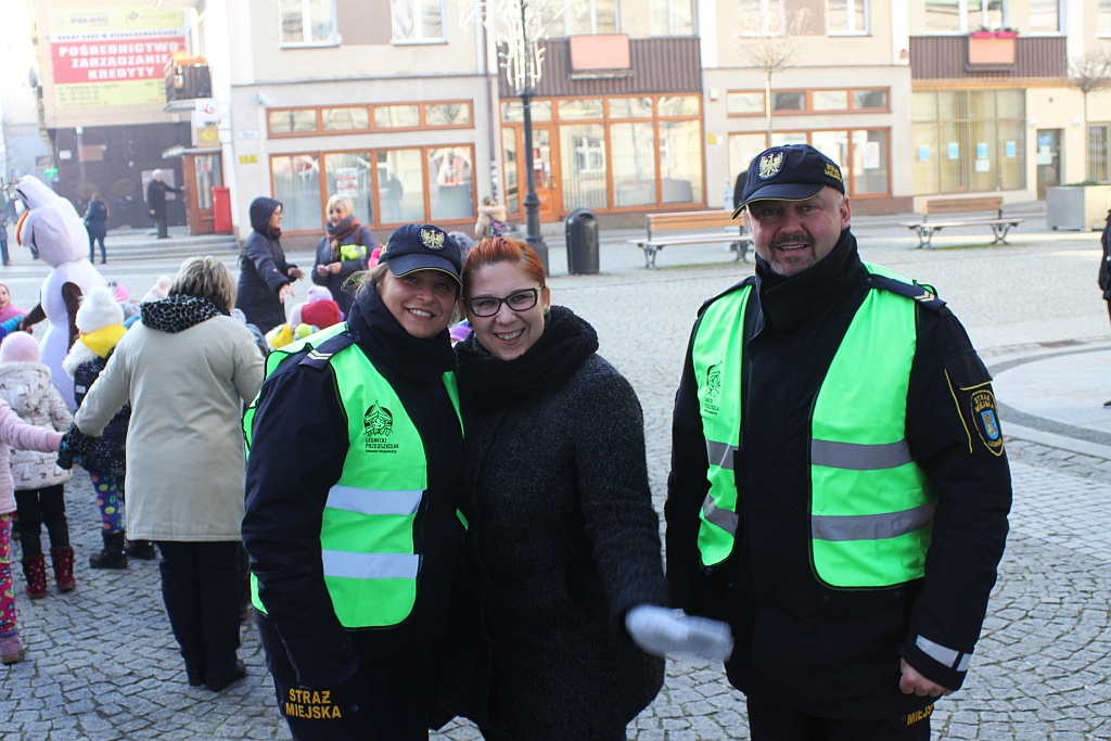 Legnickie przedszkolaki otrzymały kamizelki odblaskowe