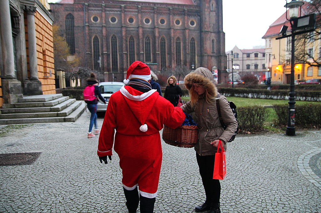 Święty Mikołaj w I Liceum i Gimnazjum TWP w Legnicy