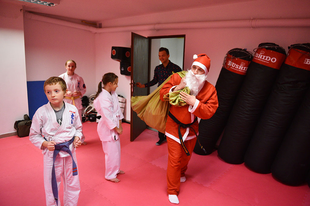 Mikołaj odwiedził najmłodszych wychowanków Biszczaka