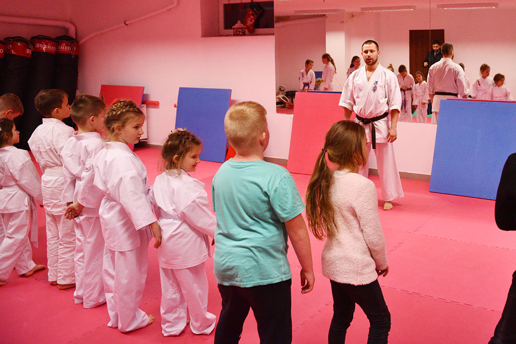 Mikołaj odwiedził najmłodszych wychowanków Biszczaka