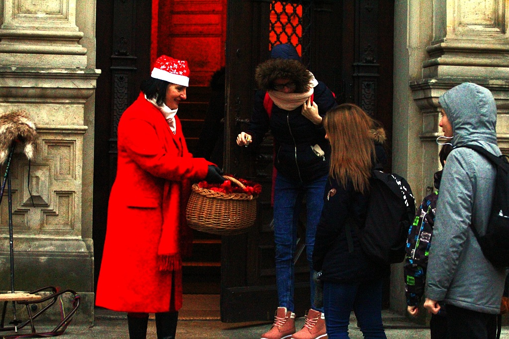 Święty Mikołaj w I Liceum i Gimnazjum TWP w Legnicy